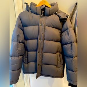 Men’s TNA Mr. Super Puff Grey Winter Coat